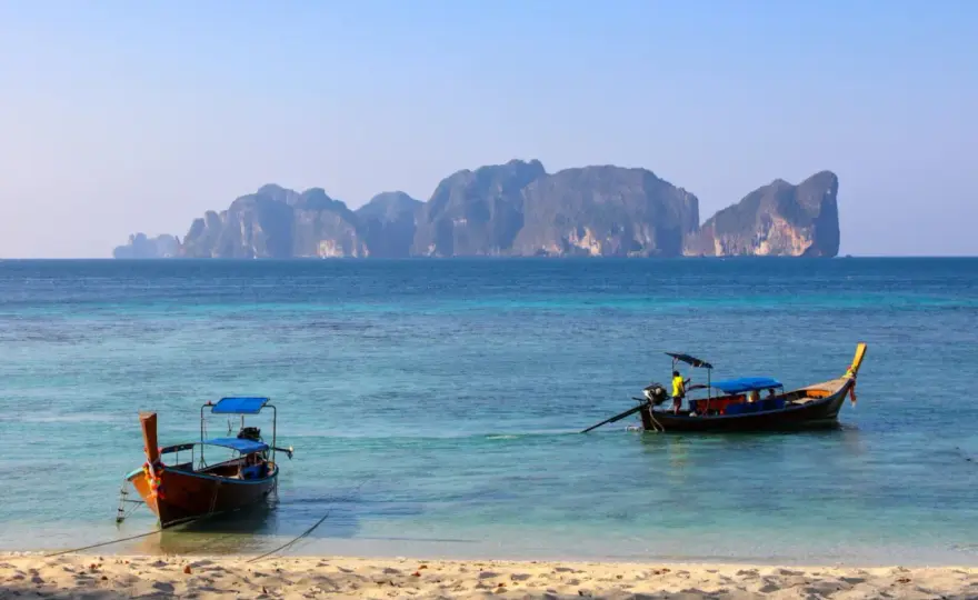 Karon Beach Phuket - Przewodnik: Co zobaczyć i jak planować?