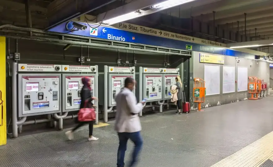 Metro Roma EUR - la fermata giusta per arrivare prima