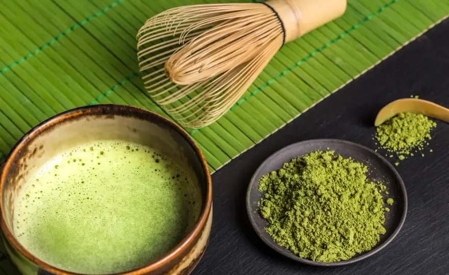 Matcha z czym pić, aby wydobyć jej najlepszy smak i aromat