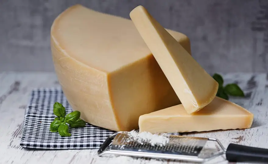 Polski odpowiednik parmezanu - te sery to strzał w dziesiątkę!