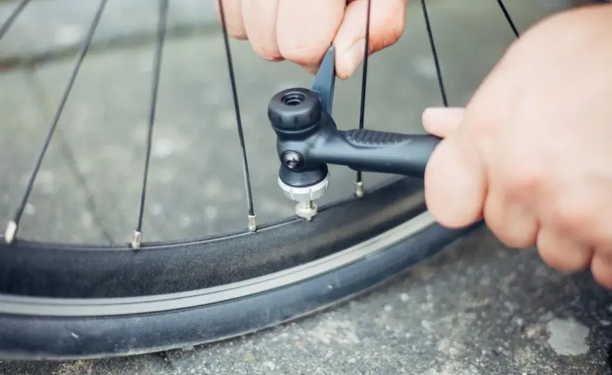 Presta-Ventil aufpumpen - So geht's richtig!