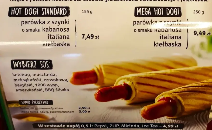 Ile kosztuje mały hot dog na Orlenie? Ceny, które mogą zaskoczyć