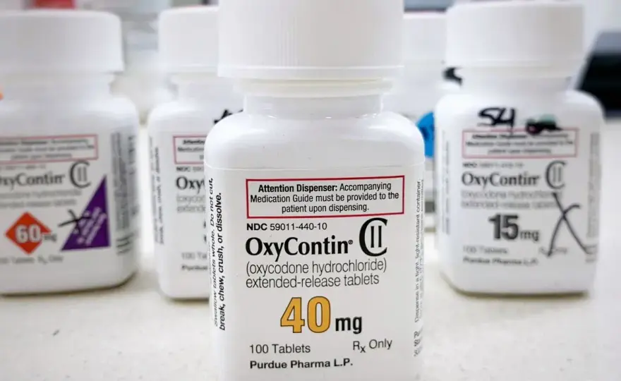 OxyContin - Skuteczność i ryzyko. Jak bezpiecznie leczyć ból?