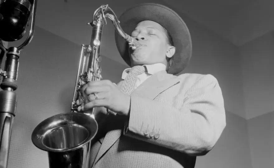 Najwybitniejsi amerykańscy saksofoniści jazzowi i ich wpływ na muzykę