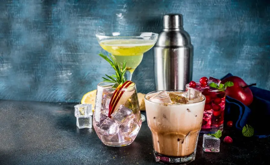 Najlepsze drinki świąteczne, które rozgrzeją Twoje serce i duszę
