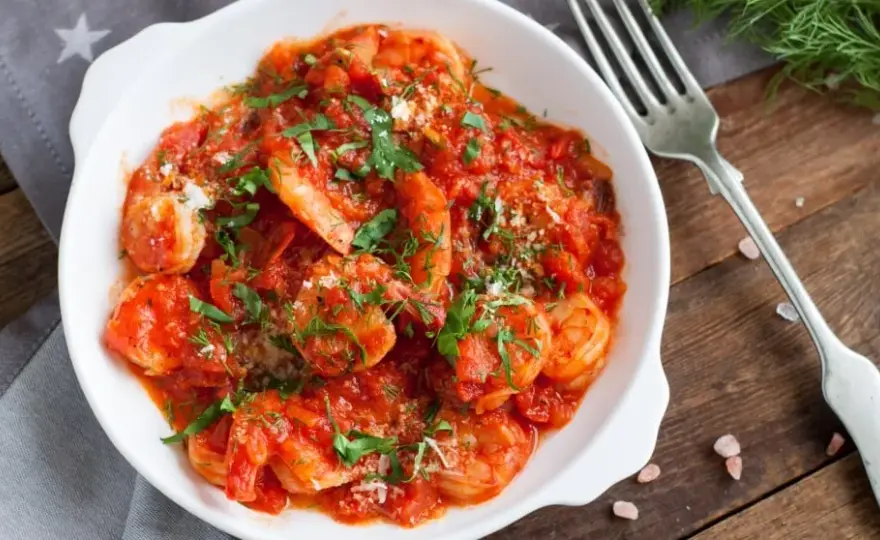 Gambas en salsa de tomate: receta fácil que sorprenderá a todos