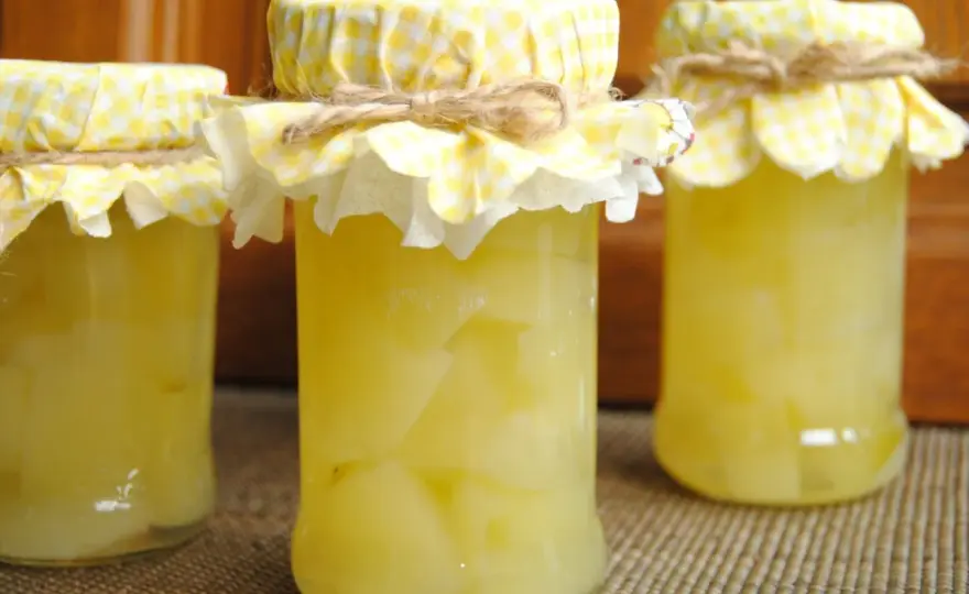 Cukinia na słodko jak ananas – prosty przepis na zaskakujący deser