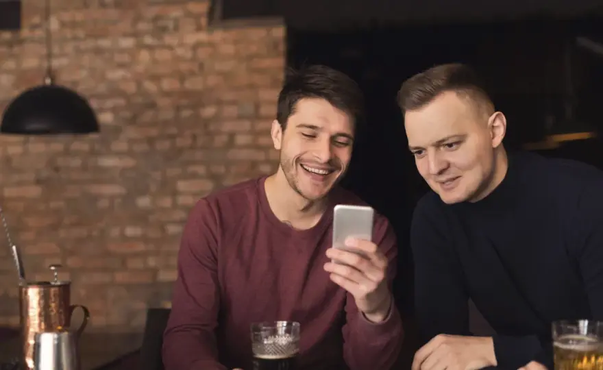 Świat rozrywki online - promocje, wydarzenia i sekrety utrzymania graczy