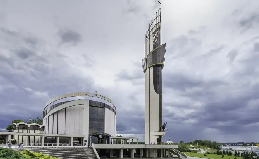 Sanktuarium Bożego Miłosierdzia w Krakowie - historia, duchowość i pielgrzymki