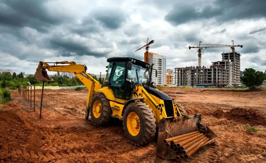 Jaki olej hydrauliczny do koparki - uniknij kosztownych błędów