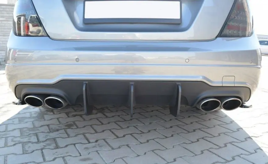 Mercedes W204 dyfuzor - stylowy element tuningu dla Twojego auta