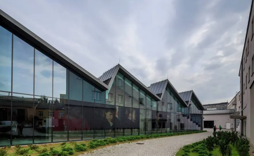 Muzeum sztuki współczesnej w Krakowie MOCAK - co warto wiedzieć?