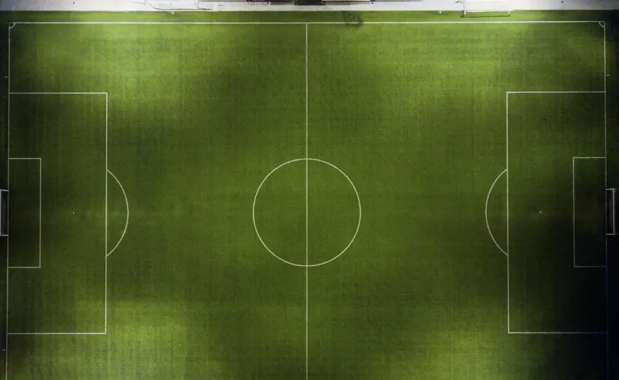 Nowa Liga Mistrzów bez grup jak działa model szwajcarski dla zwykłego kibica