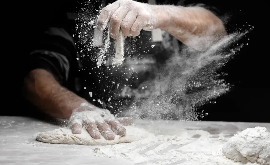Mąka do ciasta na pizzę jak z włoskiej pizzerii – sekrety idealnego przepisu