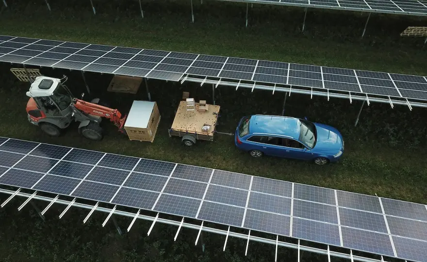Rola fotowoltaiki w stacjach ładowania pojazdów elektrycznych