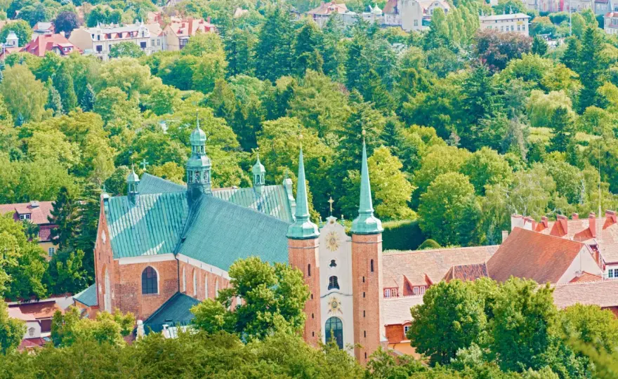 Oliwa atrakcje: Odkryj najpiękniejsze miejsca w Gdańsku