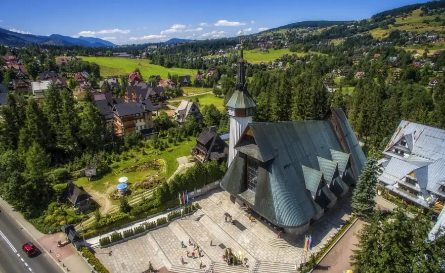 Sanktuarium w Zakopanem: Historia, architektura i kulturowe znaczenie