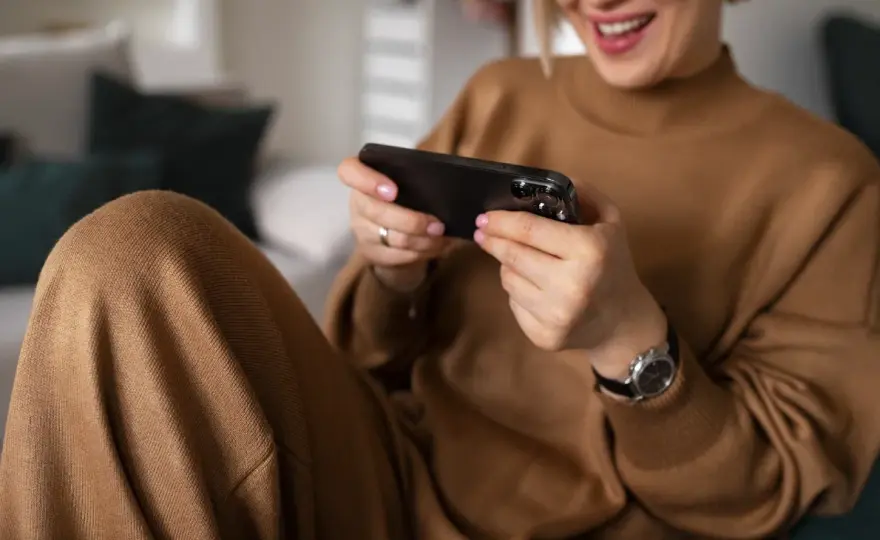 Mobilne platformy rozrywkowe: jak aplikacje zmieniają sposób, w jaki gramy
