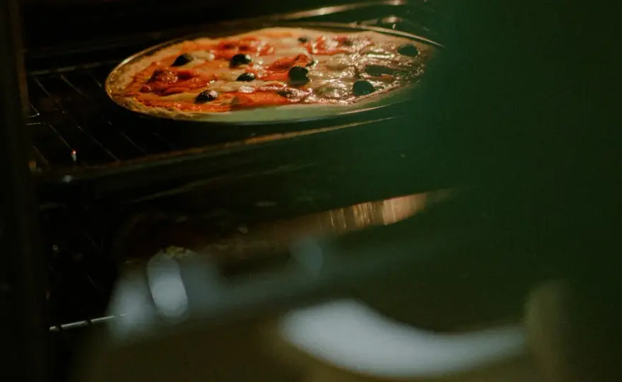 Jak ustawić piekarnik na pizzę, aby uzyskać idealne rezultaty?