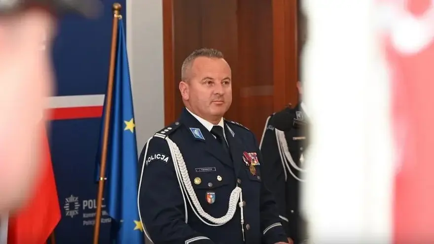Jak powołuje i odwołuje komendanta wojewódzkiego policji w Polsce?