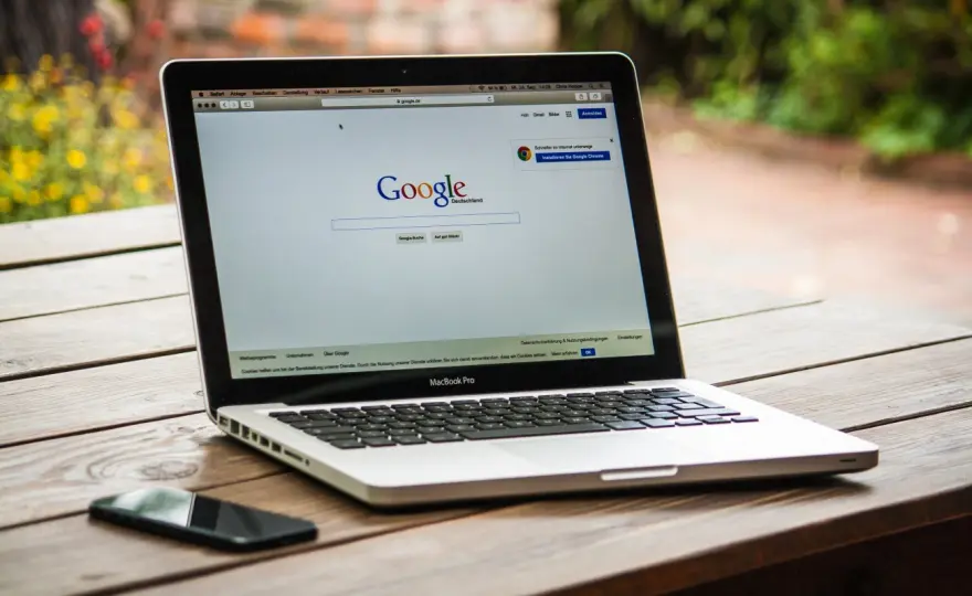 Google AdWords Ads od Artefakt