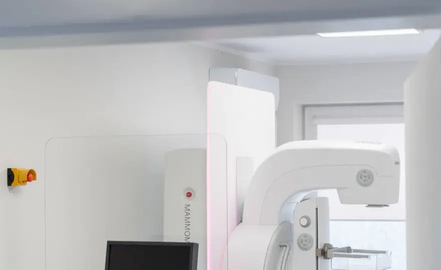 Mammografia na NFZ od jakiego wieku? Sprawdź, czy kwalifikujesz się do badania!