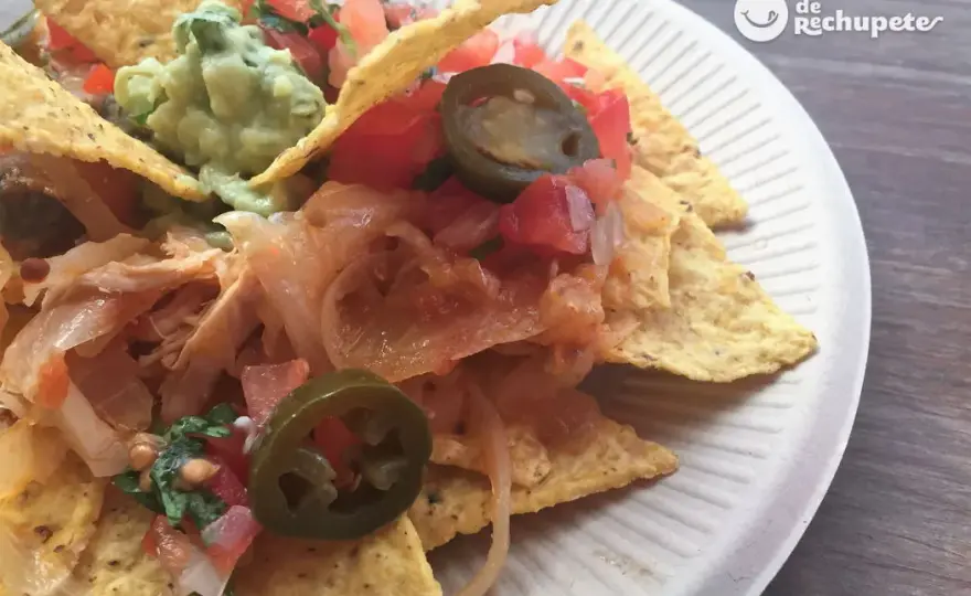 Receta fácil de nachos con queso que no podrás resistir