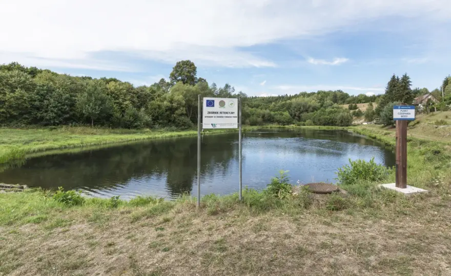 Staw jako zbiornik retencyjny: funkcje i korzyści dla rolnictwa