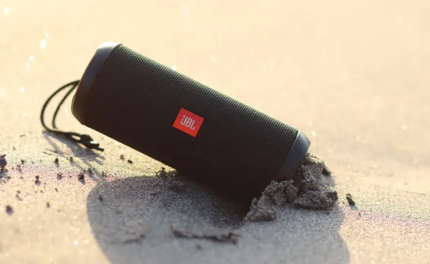 Jaki głośnik JBL kupić? Porównanie modeli, które nie rozczarują