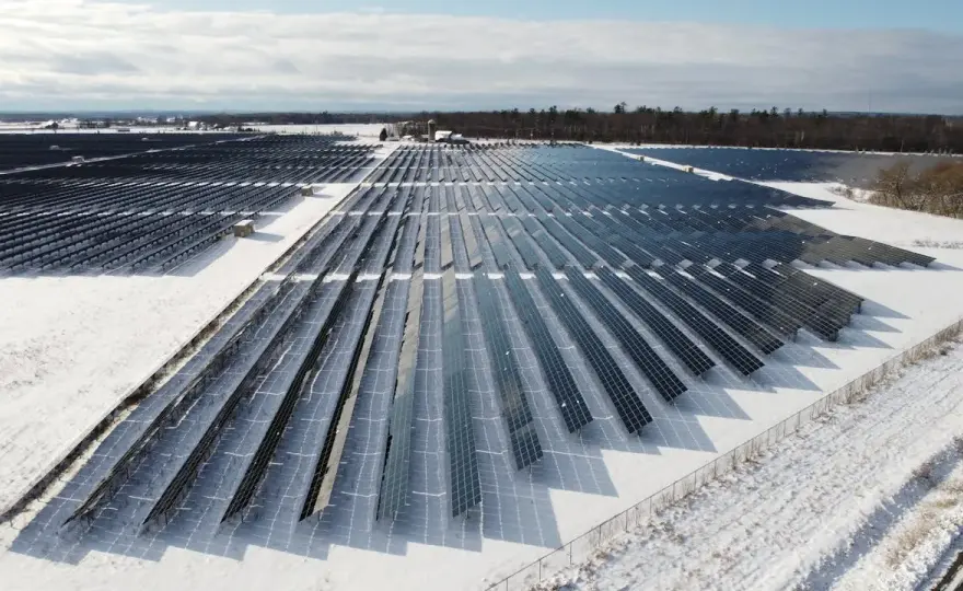 Synchronizacja czasu w energetyce – dlaczego dokładność mikrosekundowa ma znaczenie