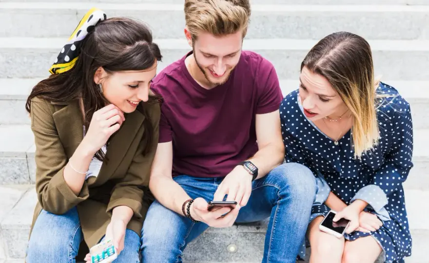 Ranking aplikacji mobilnych z grami losowymi 2025: Top 3