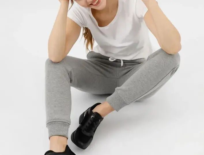 Jakie buty do dresów? 10 stylowych propozycji na każdą okazję