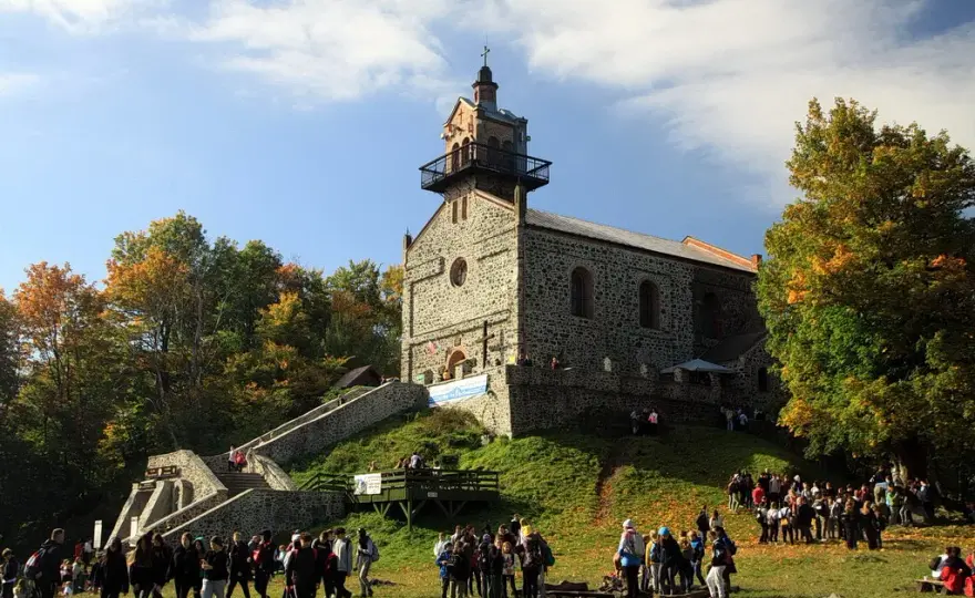 Ślęża atrakcje – odkryj ukryte skarby i niezapomniane widoki
