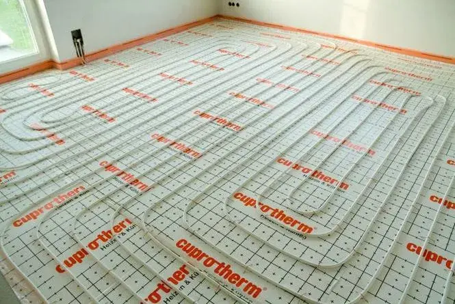 Ile rury na 1m² ogrzewania podłogowego? Sprawdź, jak uniknąć błędów w obliczeniach