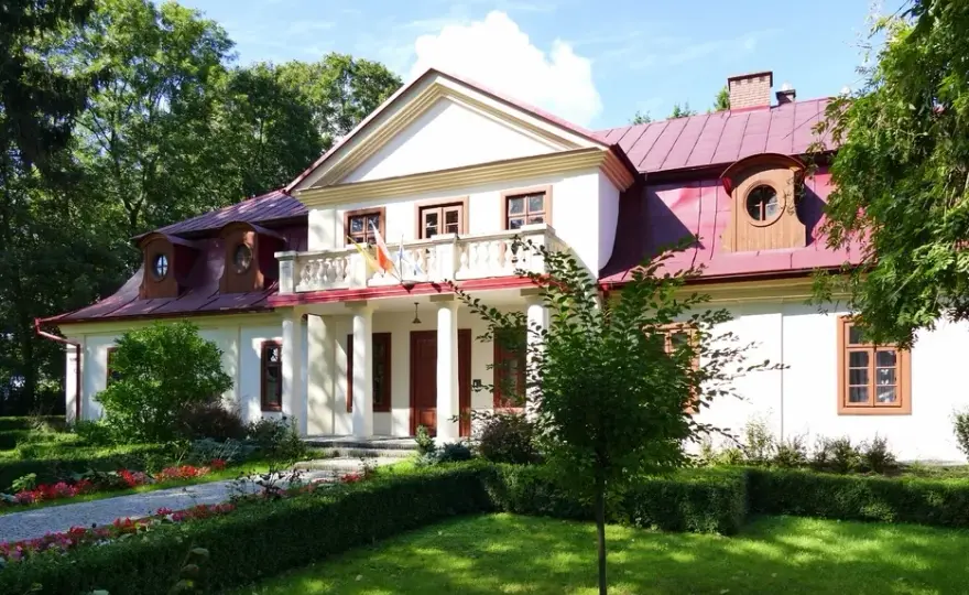Gdzie urodził się Bolesław Prus? Fascynująca historia jego narodzin w Hrubieszowie