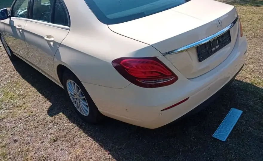 Mercedes E Klasa W213 - pełne informacje, cechy i opinie użytkowników