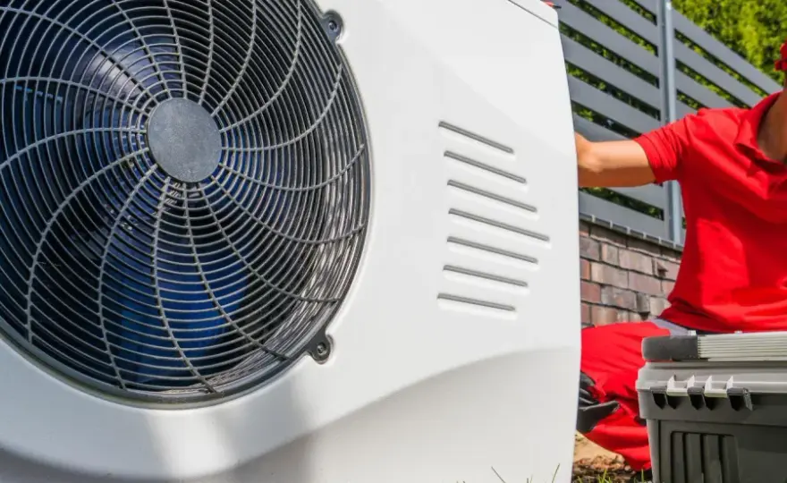 Piec elektrodowy czy pompa ciepła – który wybór pozwoli zaoszczędzić?