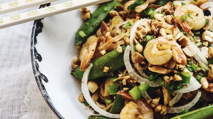 Jakie orzechy do pad thai? Odkryj najlepsze alternatywy dla orzechów ziemnych