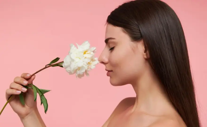 Jak dobrać perfumy test: znajdź idealny zapach dla siebie