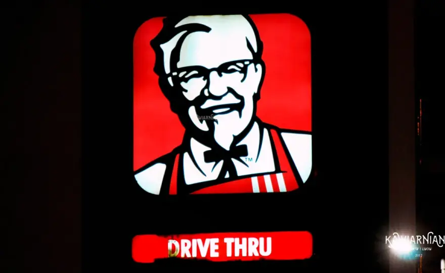 Czy KFC jest otwarte w Wielkanoc? Sprawdź godziny otwarcia!
