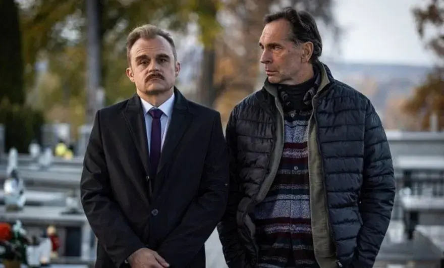 Z ilu odcinków składa się serial Minuta ciszy - kompletny przewodnik po serii