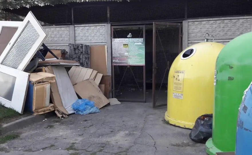 Gdzie wyrzucić stare meble? Oto sposoby na odpowiedzialną utylizację