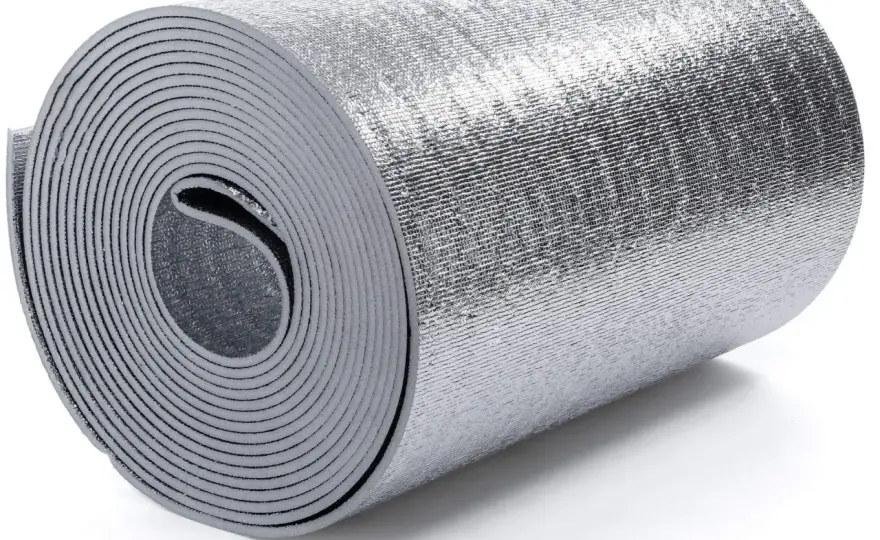 Mata termoizolacyjna z folią aluminiową: 5 kluczowych korzyści