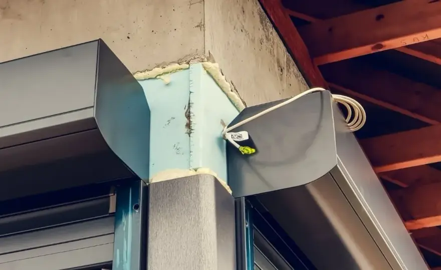 Jaki przewód do rolet elektrycznych, by uniknąć problemów z instalacją?