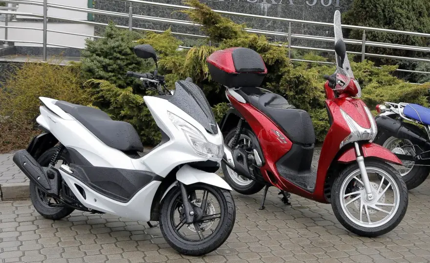 Jak dobrać olej do motoroweru 4t - kompletny poradnik dla skuterzystów