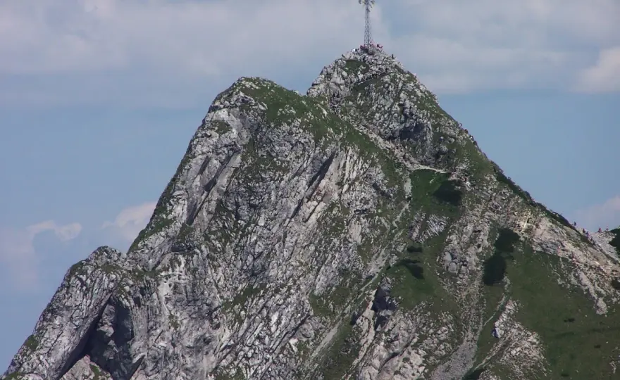 Co to jest Giewont? Odkryj jego znaczenie i fascynującą historię