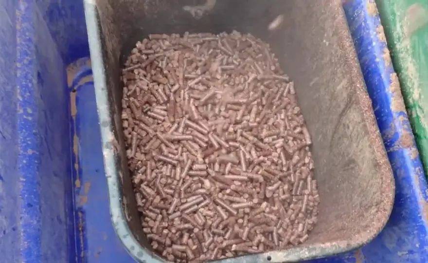 Jak się robi pellet - krok po kroku do idealnych granulek drzewnych