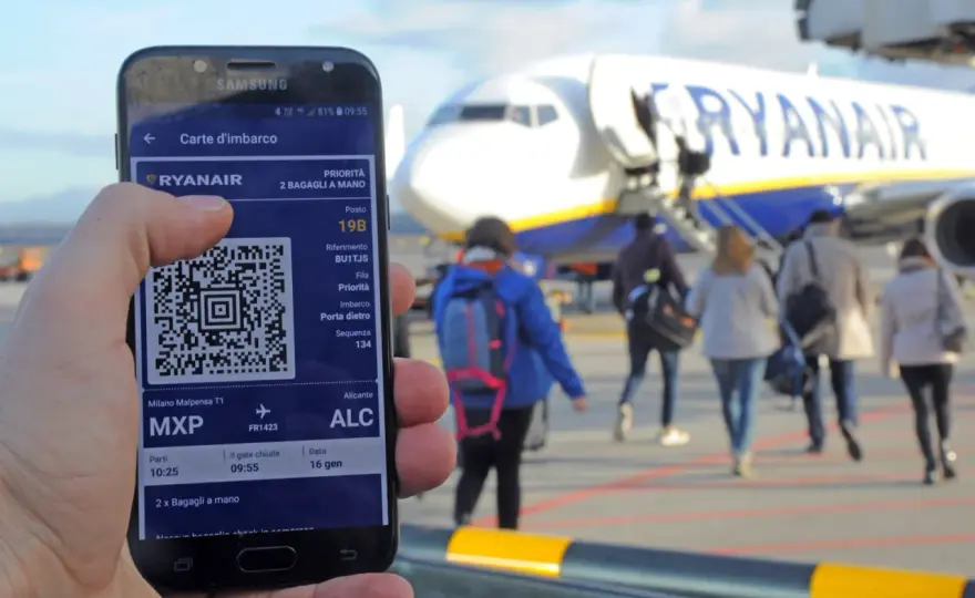 Które lotniska akceptują mobilne karty pokładowe i jak je znaleźć