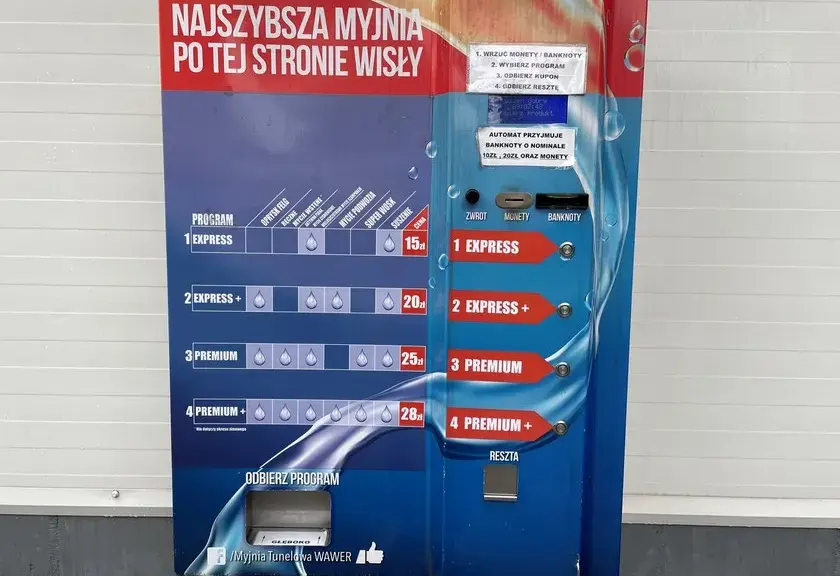 Myjnia Orlen: Cennik, programy i jak oszczędzić na myciu auta?