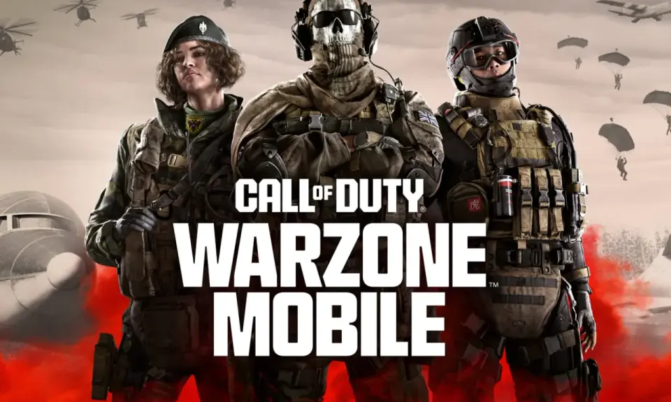 Trois soldats se tiennent prêts pour l'action dans Warzone Mobile. Des hélicoptères et des parachutistes survolent un paysage désertique.